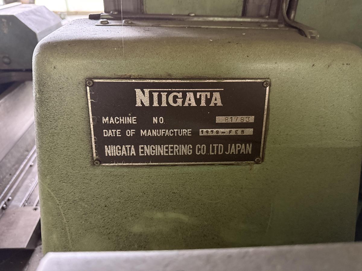 Used Frezarka NIIGATA 3UM