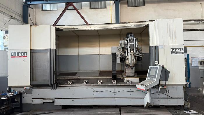 Used  Centrum obróbcze pionowe CHIRON FZ 22L