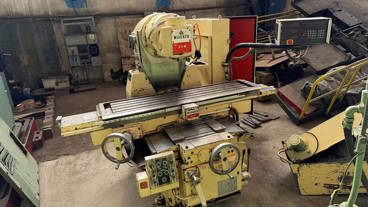 Used Frezarka NIIGATA 3UM