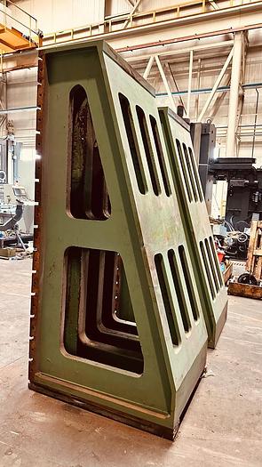 Used Kątowniki 2500 mm x 1000 mm /2szt.