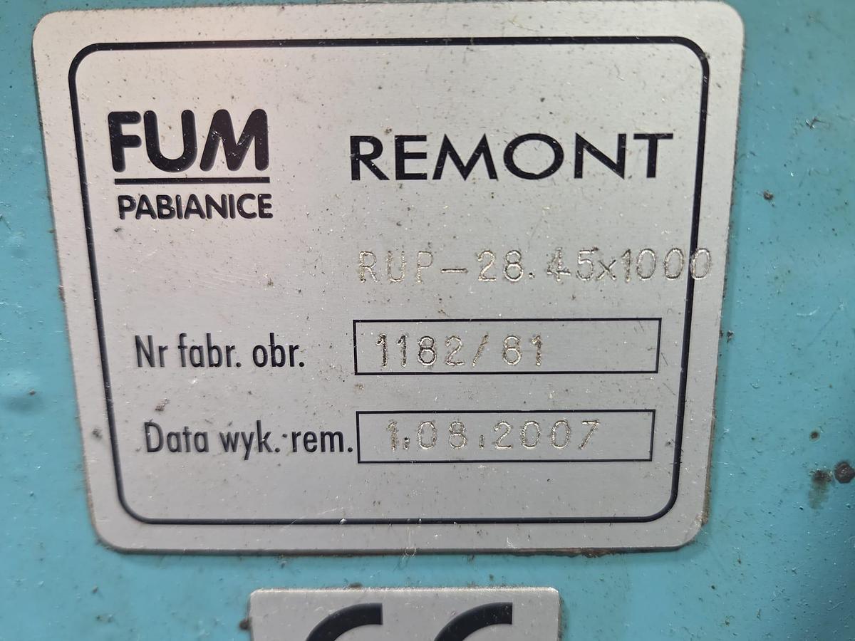 Used Szlifierka do wałków FUM Pabianice RUP-28.45/1000