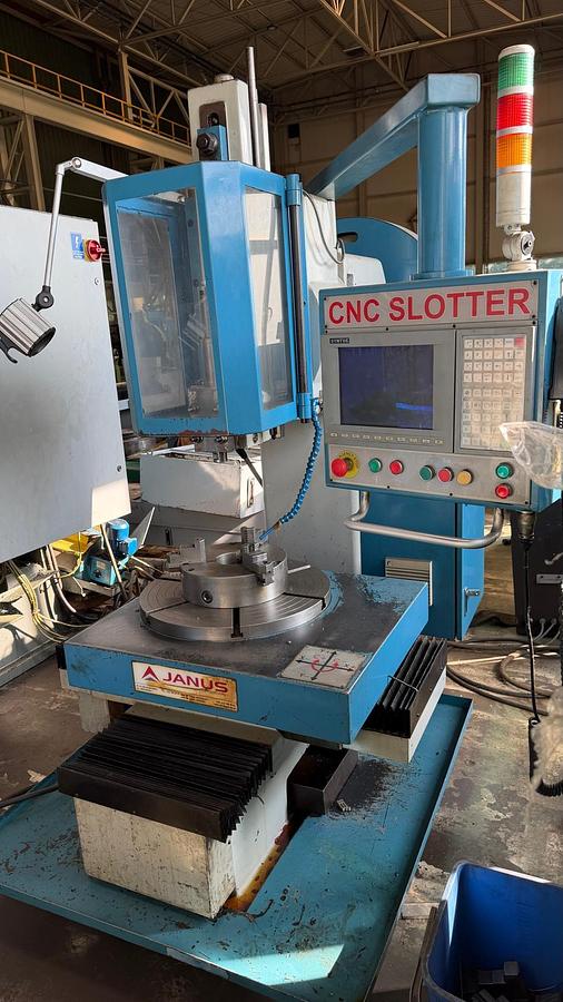 Used Dłutownica JANUS CNC-350