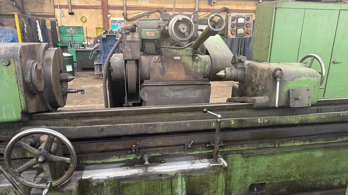 Used Szlifierka do wałków STANKOIMPORT 3A172