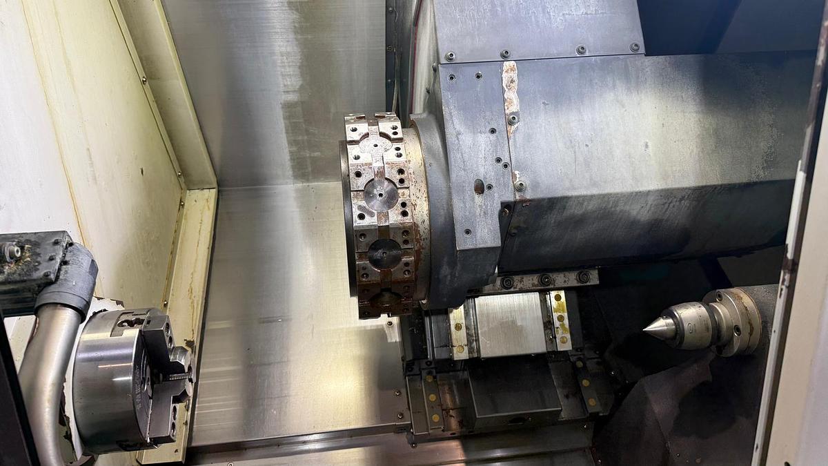Used Centrum tokarskie CNC Doosan LYNX 2100LY