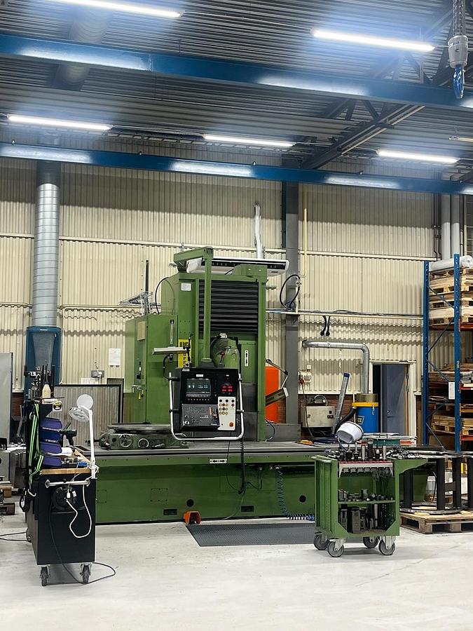 Used Frezarka lożowa Correa A25/30
