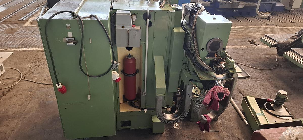 Used Frezarka Łożowa ACME FMB 12 CNC