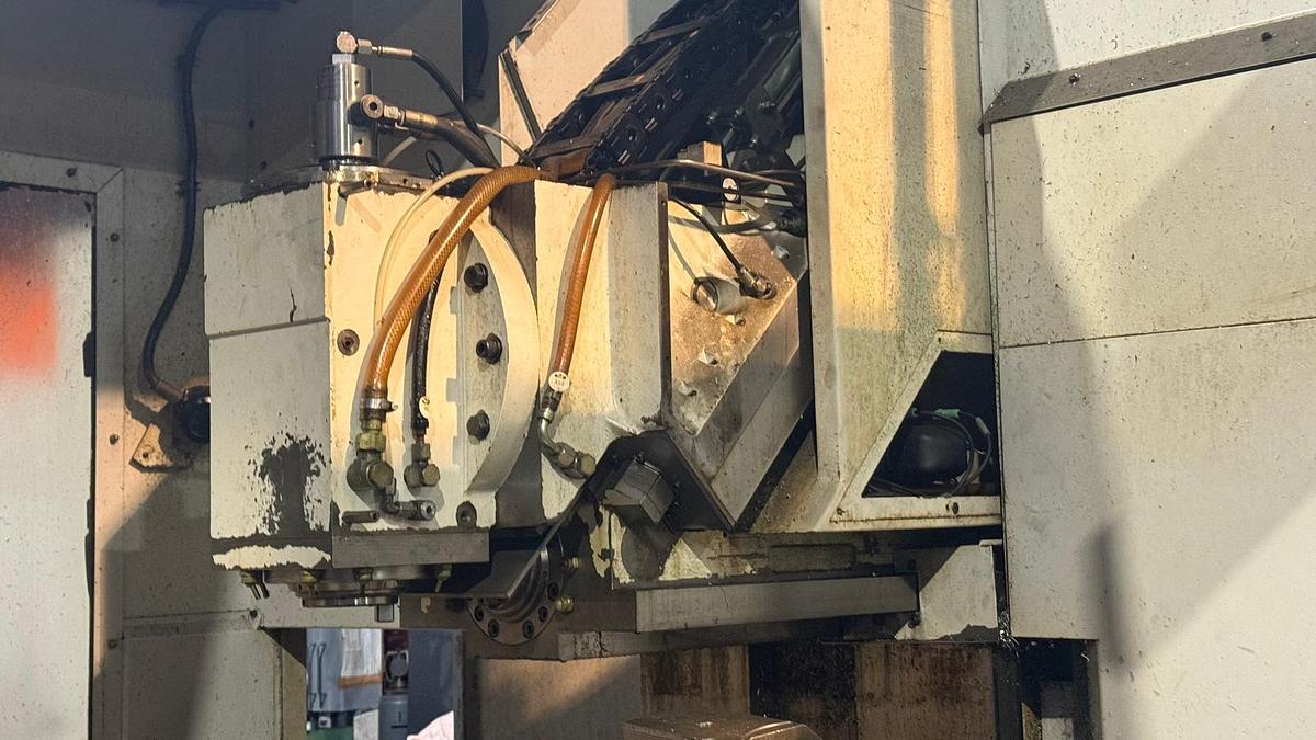 Used Centrum obróbcze MIKRON WF74