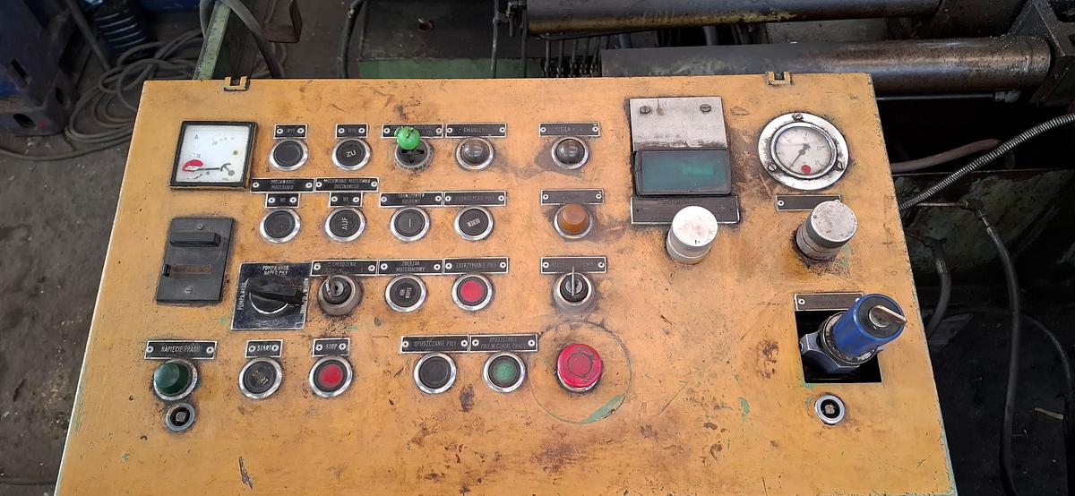 Used Piła taśmowa PEHAKA 500