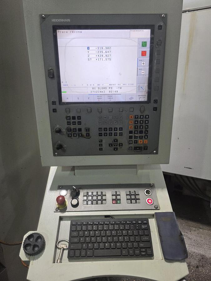 Used Pionowe centrum frezarski-wiertarskie VC 1060 HH