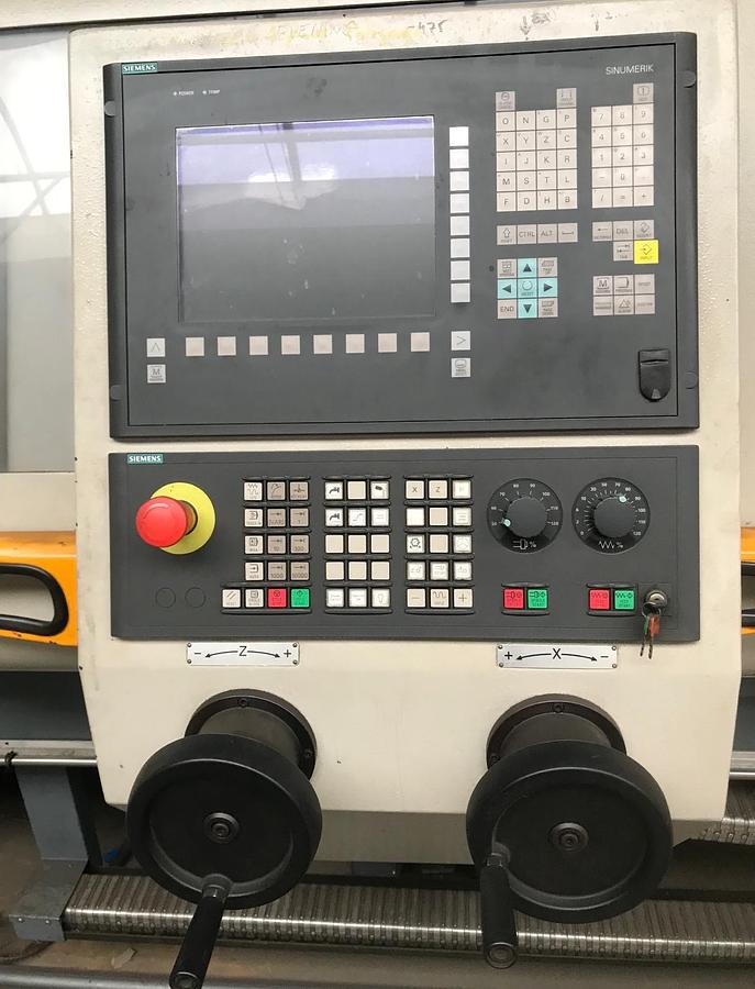 Used Tokarka CNC 