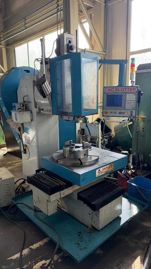 Used Dłutownica JANUS CNC-350