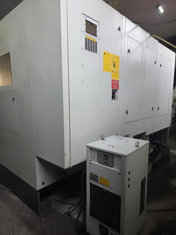 Used Pionowe centrum frezarski-wiertarskie VC 1060 HH