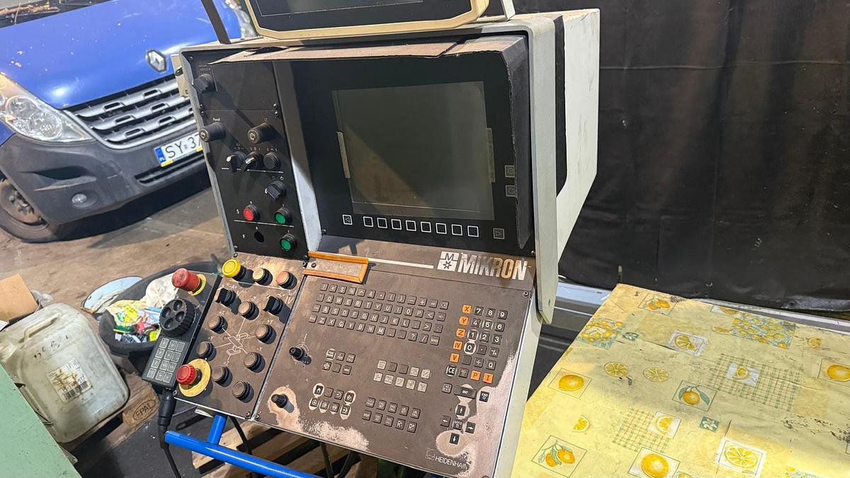 Used Centrum obróbcze MIKRON WF74