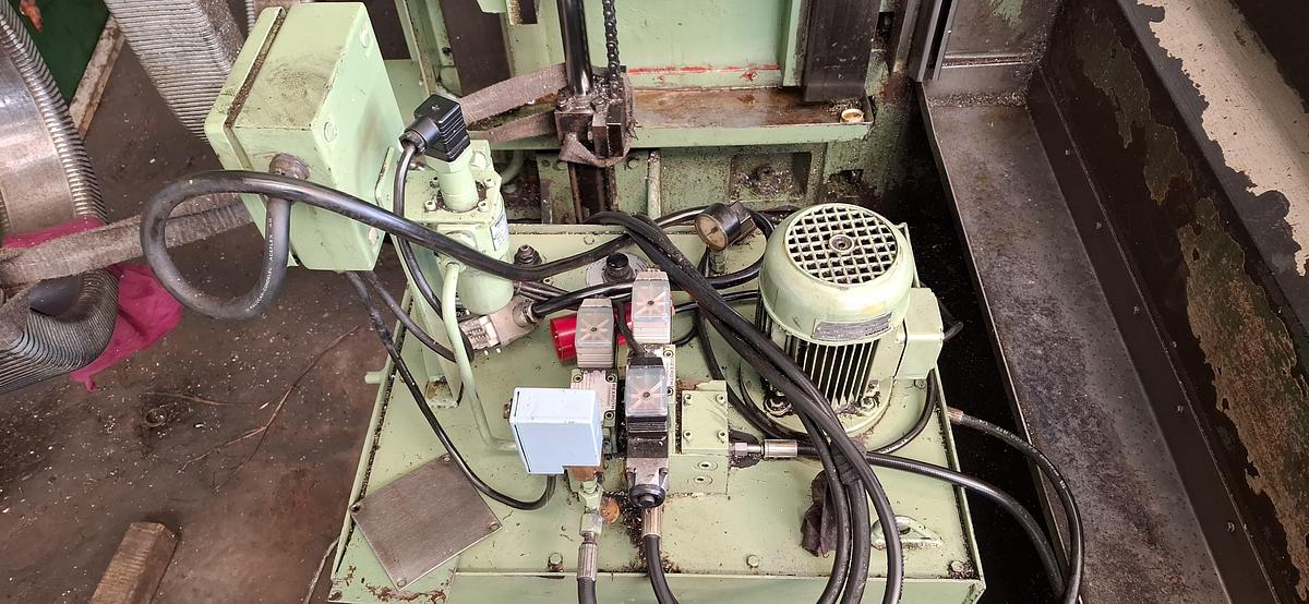 Used Frezarka Łożowa ACME FMB 12 CNC