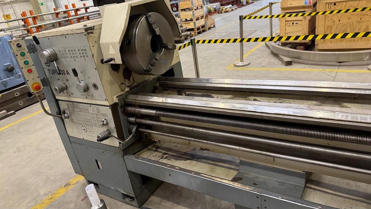 Used Tokarka PONAR TUR 630A / 3000