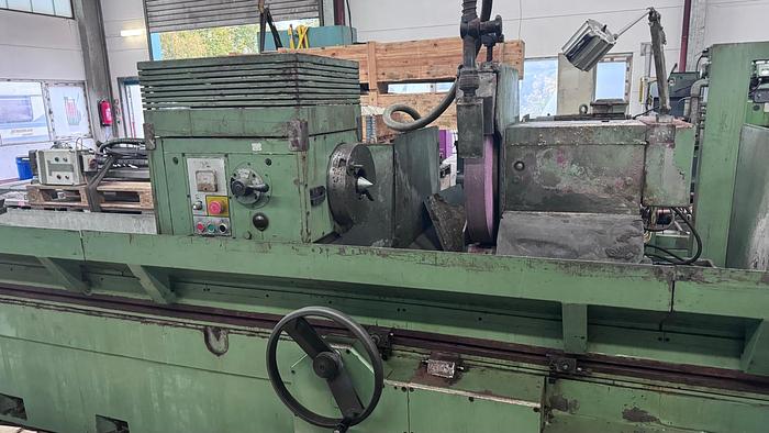 Used Szlifierka do wałków TOS BUC 63 B