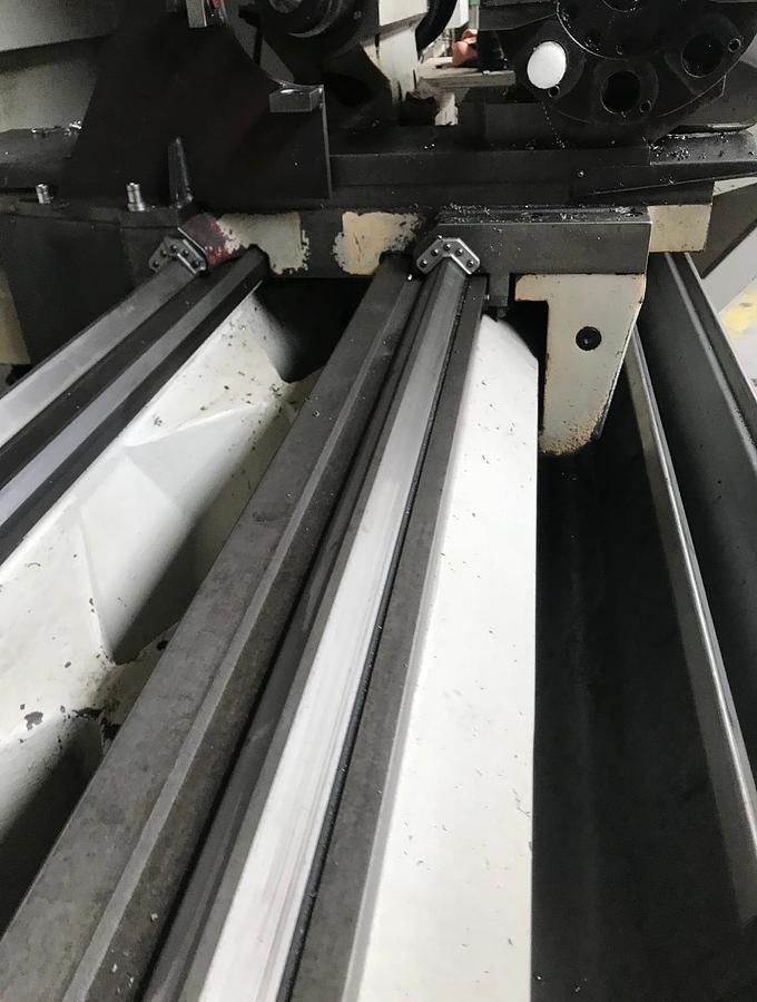 Used Tokarka CNC 