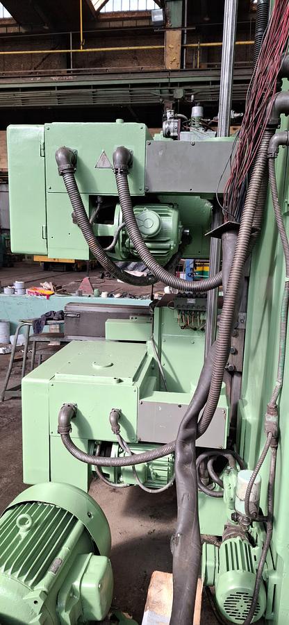 Used Tokarka karuzelowa 1512