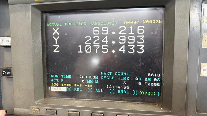 Used Bramowe pionowe centrum obróbcze Johnford DMC-1500H