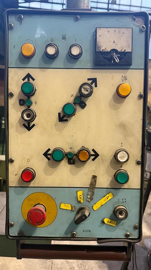 Used Frezarka TOS KURIM FGS 32/40