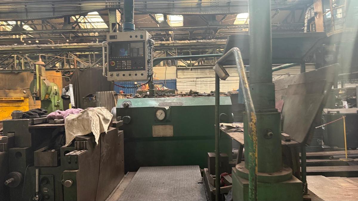 Used Tokarka Poreba TCE 200