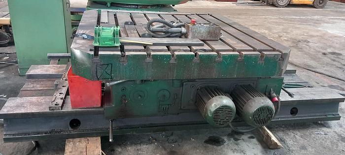 Used Stół do wytaczarki 1600mm x 1600mm