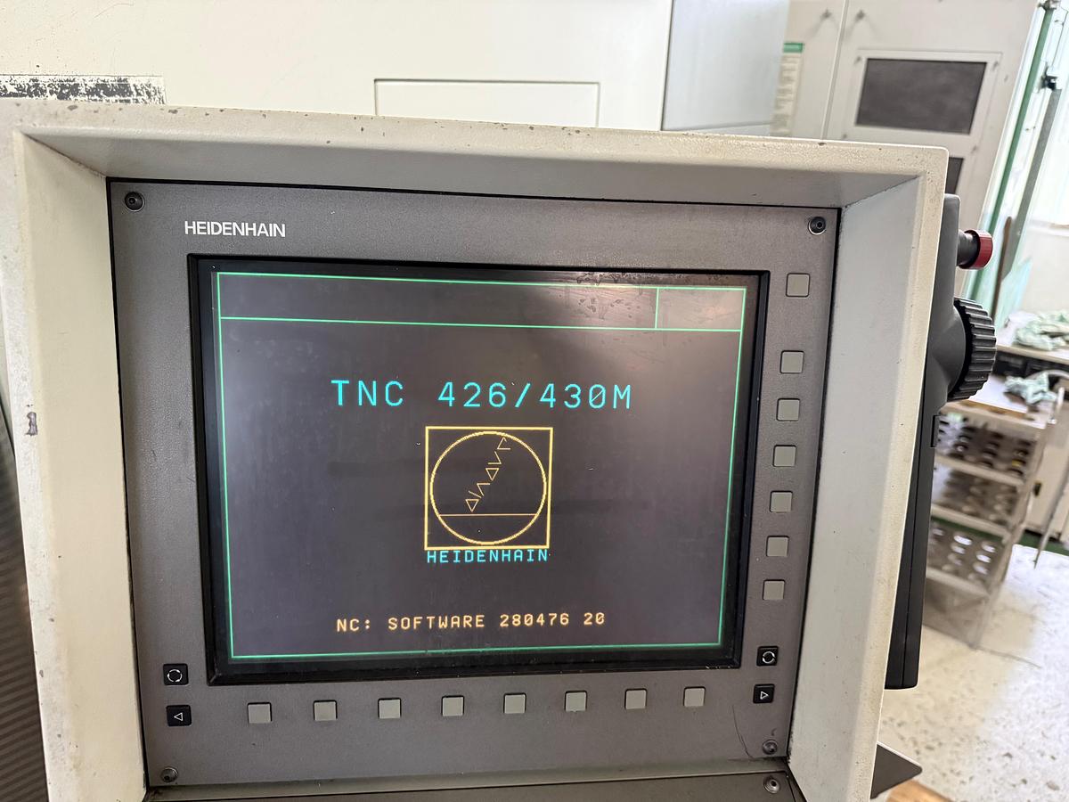Used Centrum obróbcze Deckel Maho DMU 60T