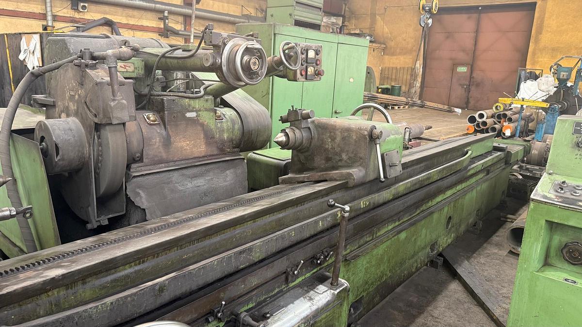 Used Szlifierka do wałków STANKOIMPORT 3A172