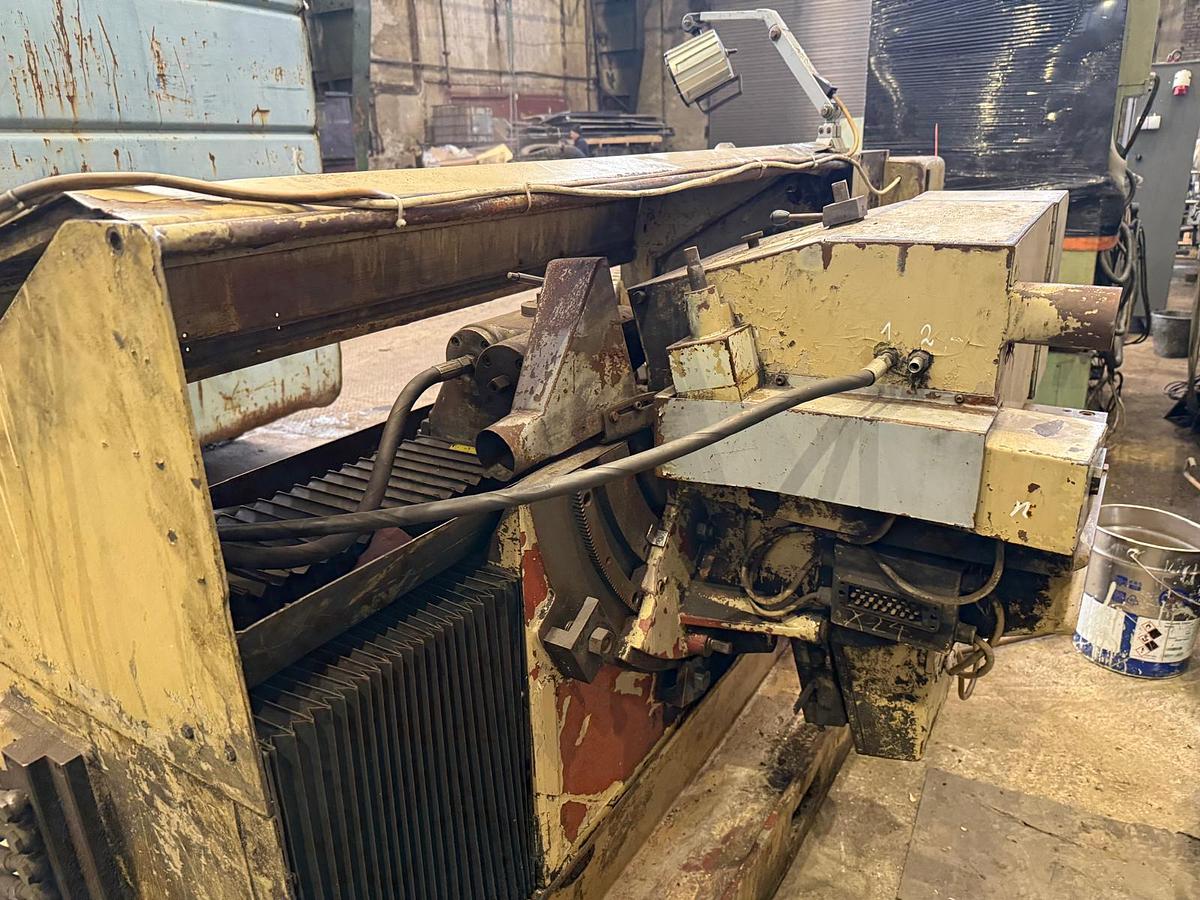 Used Szlifierka do frezów Werko SWFW 250