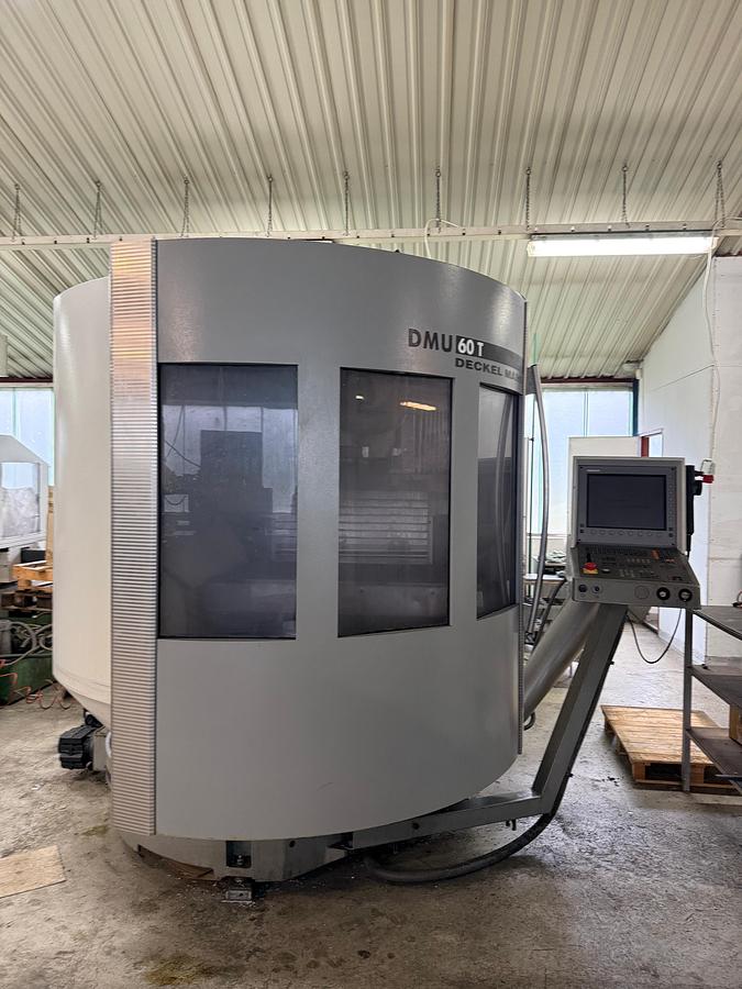 Used Centrum obróbcze Deckel Maho DMU 60T