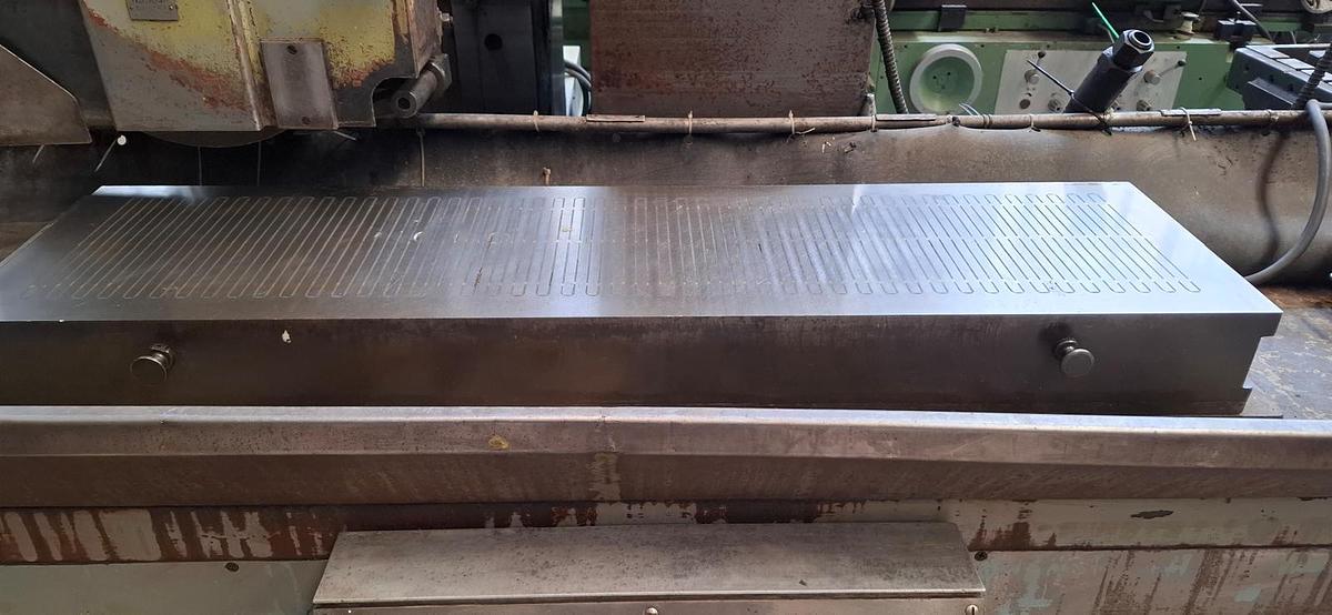 Used Szlifierka do płaszczyzn  3 Ł722B