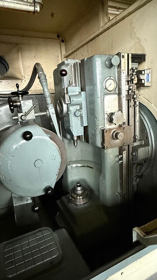 Used Szlifierka do kół zębatych REISHAUER AZO