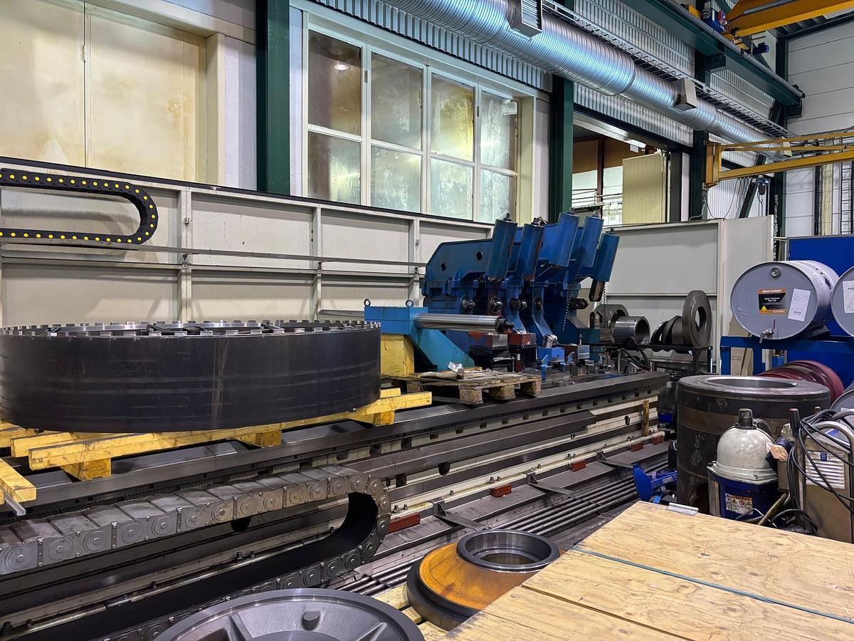 Used Tokarka GOSTAS 1400 x 12200 CNC