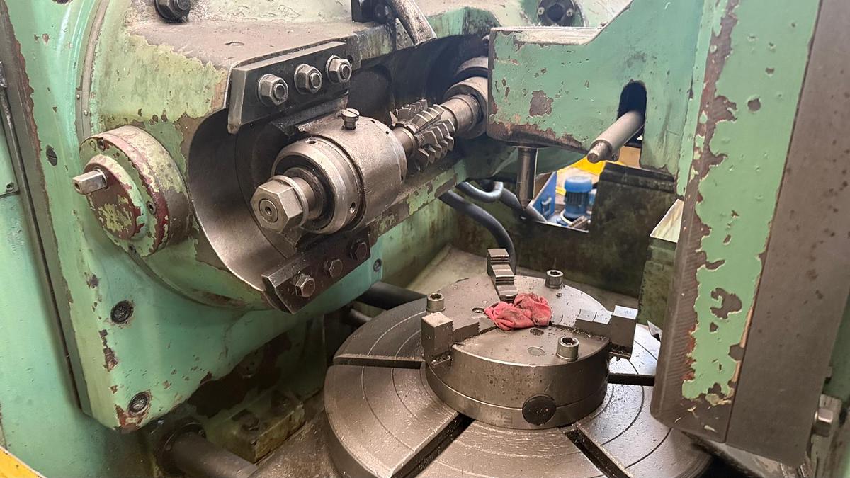 Used Frezarka obwiedniowa 5K324A