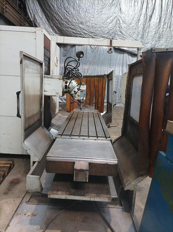 Used Pionowo-poziome centrum obróbcze FPT