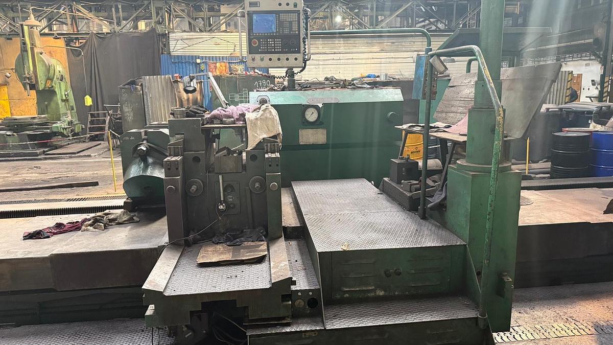 Used Tokarka Poreba TCE 200