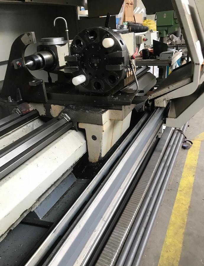 Used Tokarka CNC 