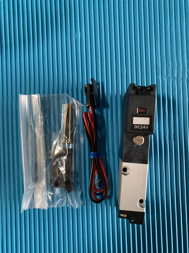 Used Koganei Solenoid Valve A110-4E1-83-PLL