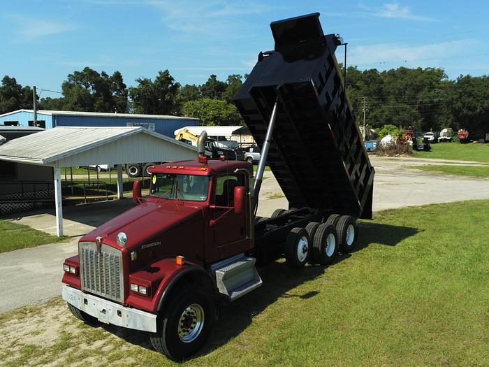 Used 2009 Kenworth W900