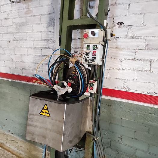 Used Hydroextractor loading unloading device
