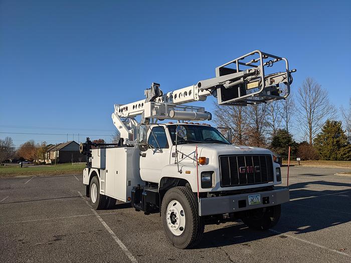 Used Don't miss! 2001 GMC 7500 w/ Telsta T40C Pro Cable Placer Bucket Truck