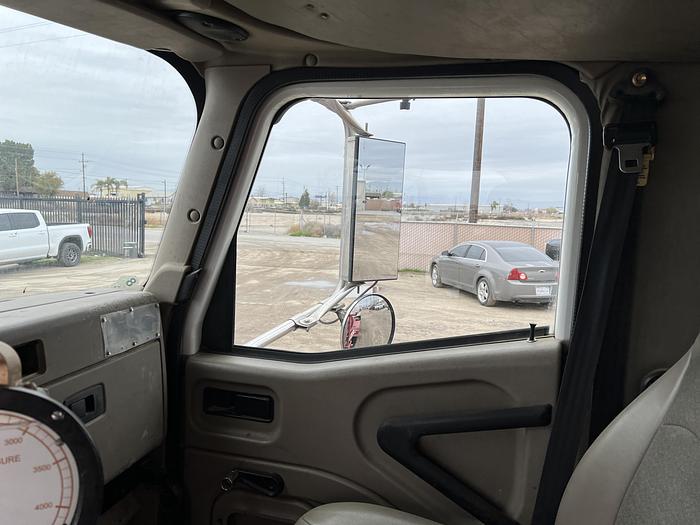 Used 2008 International Kill Truck