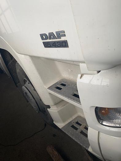 Used 2004 DAF 85 CF 430 MANUAL EURO 3 daycabine