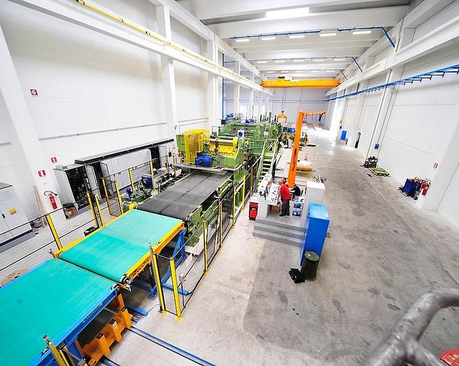 Used F&P 2000x20mm S.S. CCTL Line (New) #4351