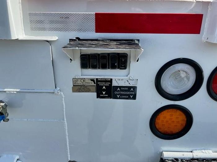 Used 2007 INTERNATIONAL 7400 65FT FLATBED BUCKET TRUCK W/ MATERIAL HANDLER