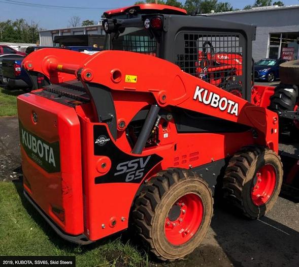 Used 2019 Kubota SSV65 Skid Steer