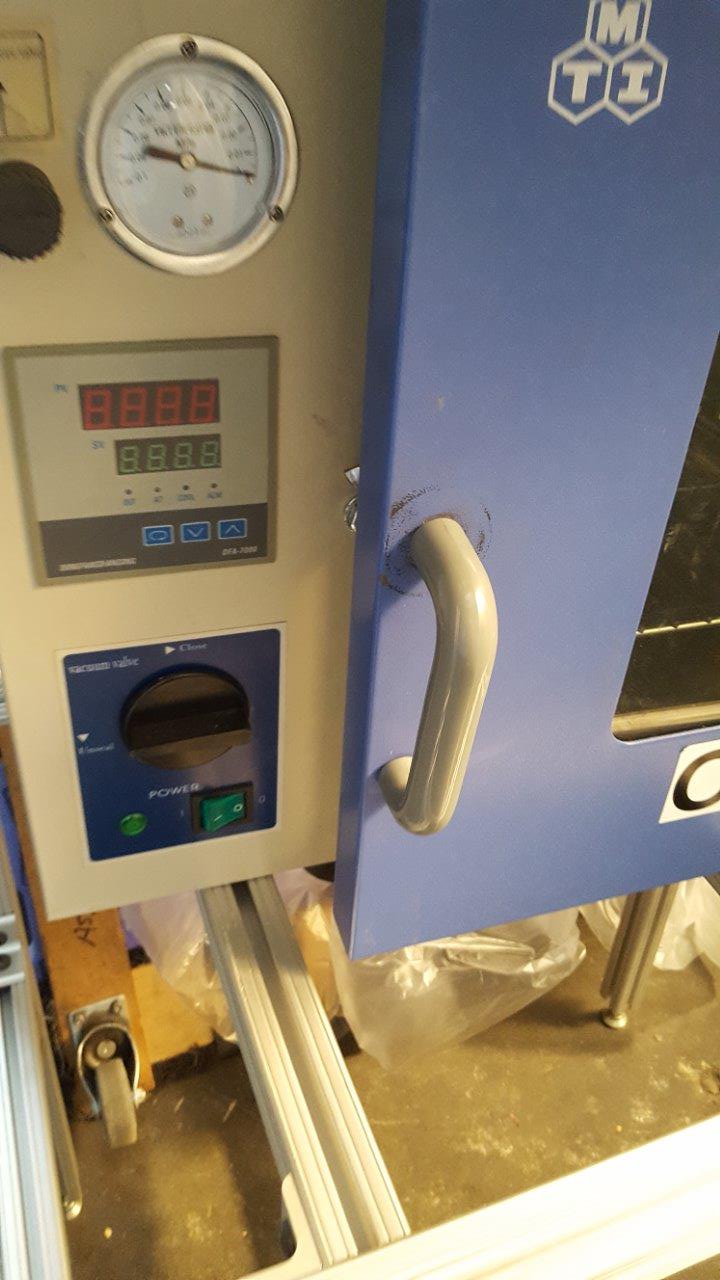Used MTI Vacuum Oven