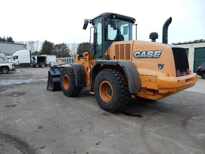 Used 2013 CASE 621-F