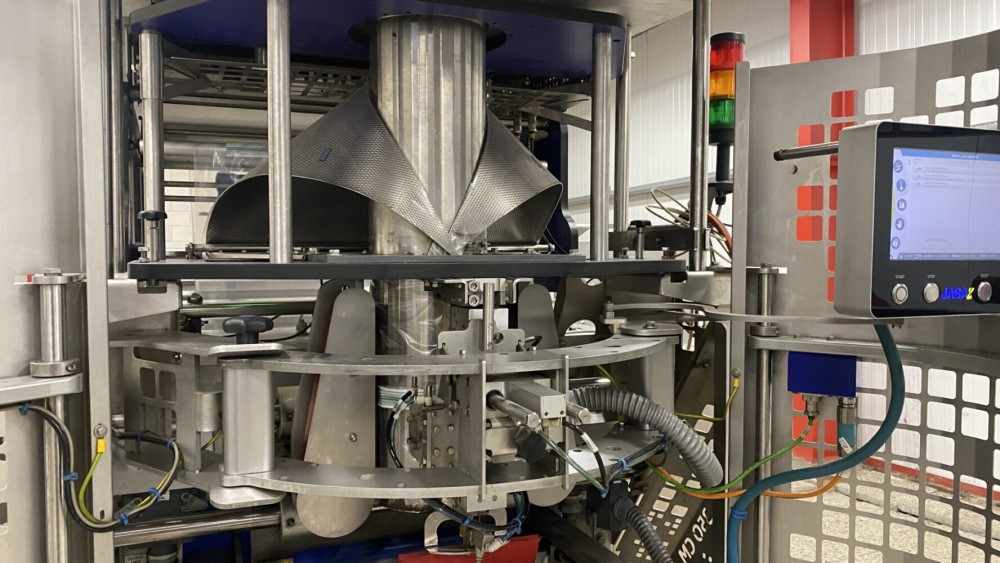 Used Jasa 350CM continuous motion vertical bagger