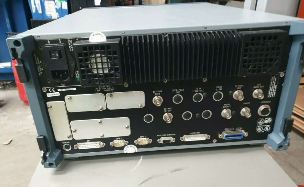 Used Rohde & Schwarz FSEM30 1079.8500.35 FSE-B22 1106.3480.02 SPECTRUM ANALYZER (R4S3